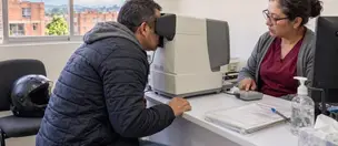 Imagen ilustrativa de una valoración visual para el certificado médico de conducción